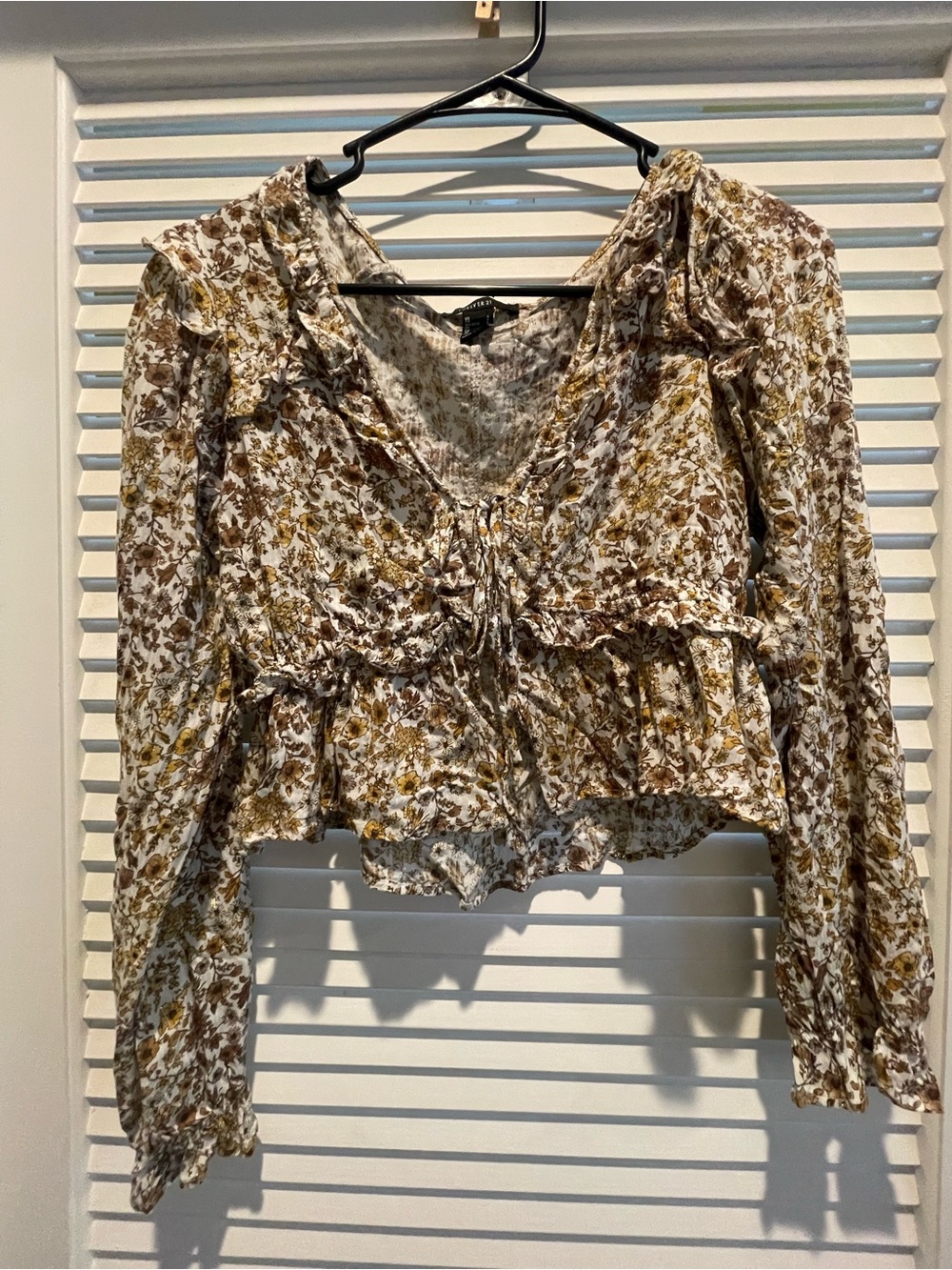 Forever 21 Brown and Cream Floral Peasant Blouse